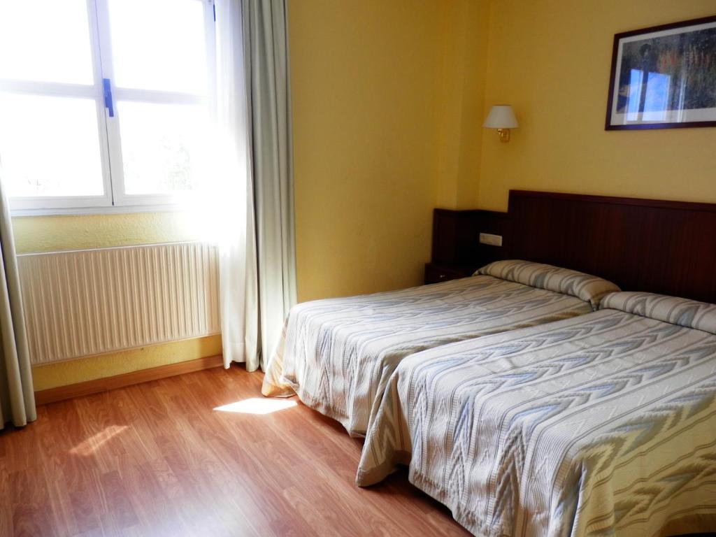 Vega Del Sella Hotel 2*