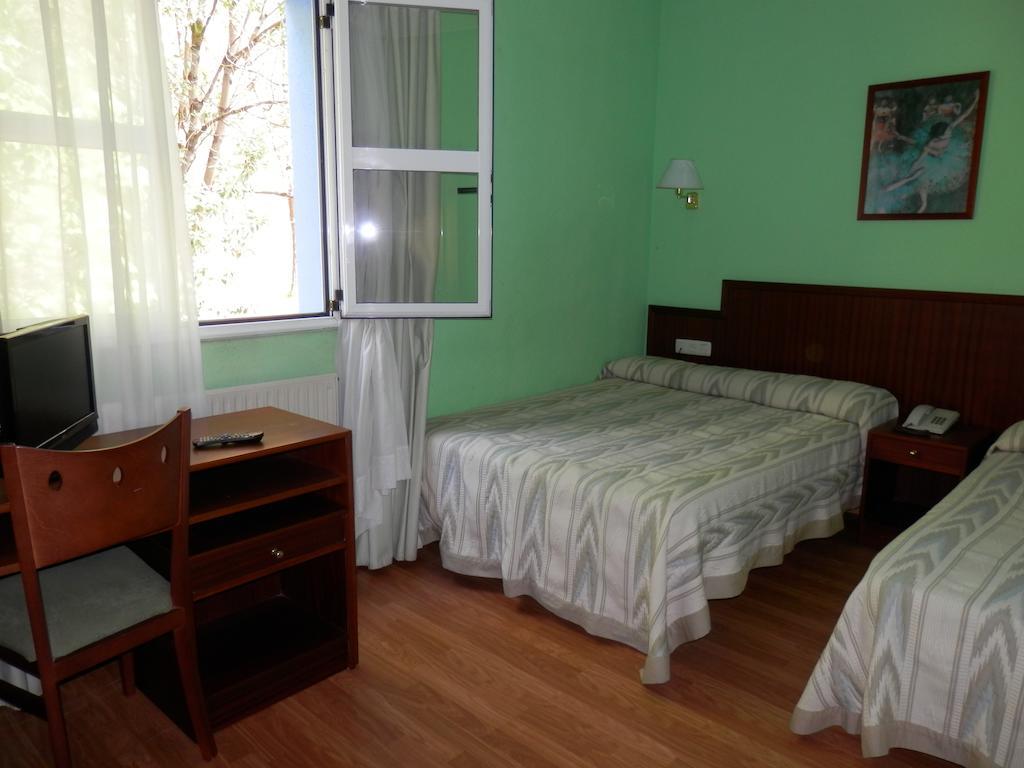 Vega Del Sella Hotel 2*